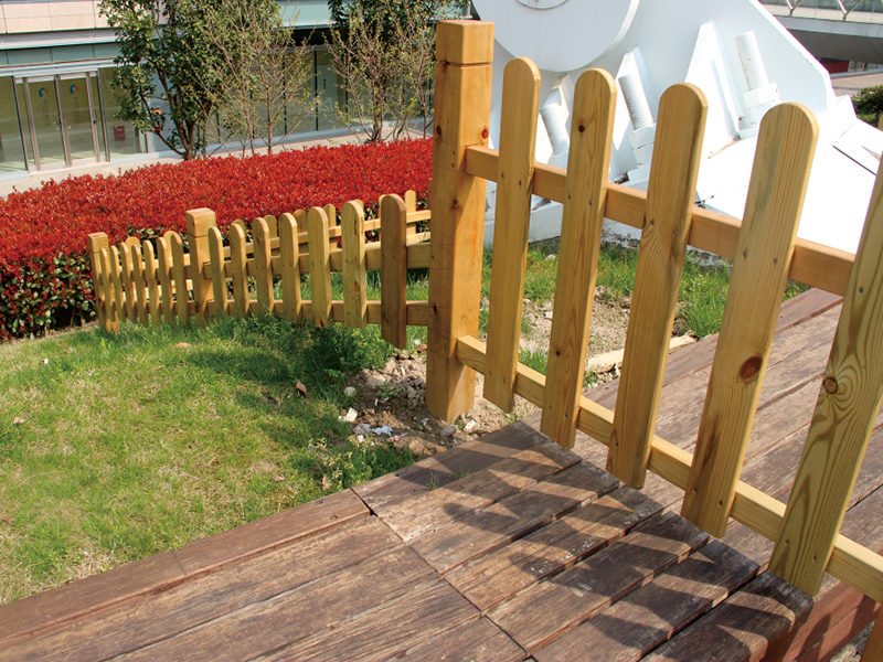 囌(su)州草(cao)坪(ping)護(hu)欄