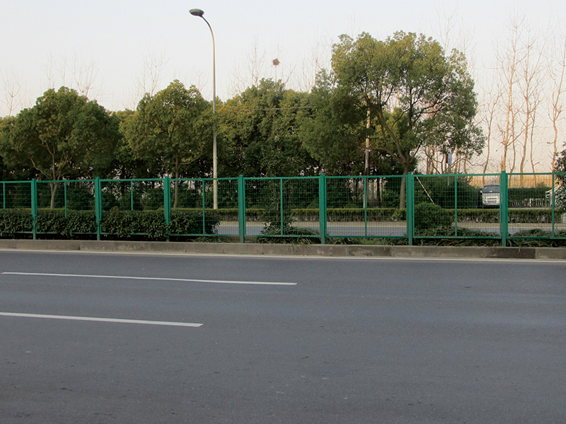 圍牆護(hu)欄(lan)圖(tu)片