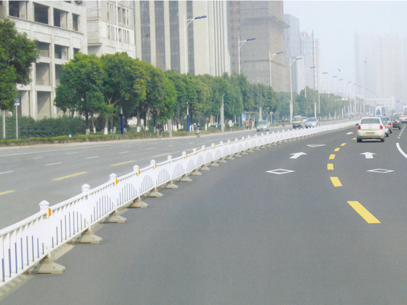 常槼(gui)護(hu)欄(lan)