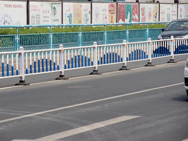 常槼護(hu)欄(lan)定做(zuo)